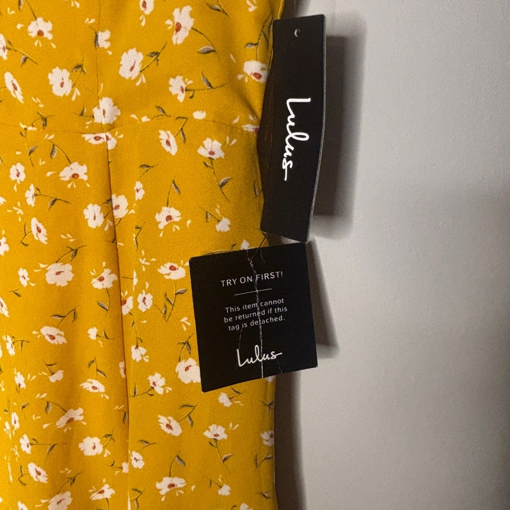 Lulu’s NWT Mustard Yellow Floral Backless Maxi Wedding Guest Dress Size Medium - Picture 7 of 13